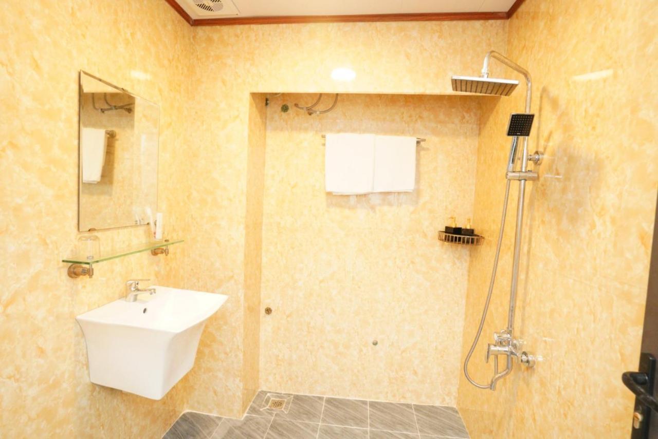 Hanoi Rose Flower Hotel & Spa Esterno foto